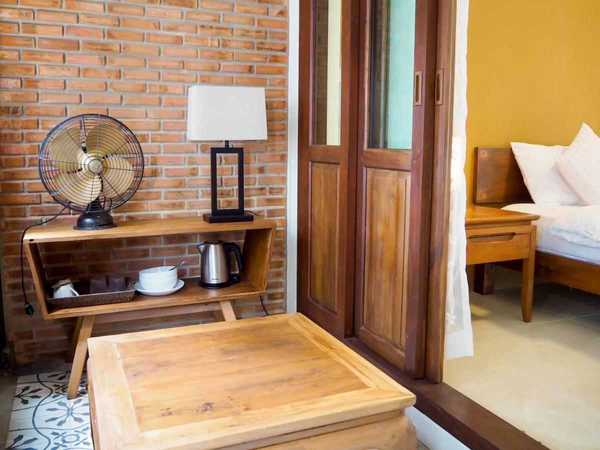 Hotel Baan Dan Ta Wan Nuea Chiang Mai Exterior foto